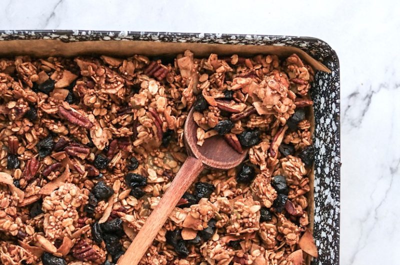 Pekándiós fahéjas házi granola eritrittel