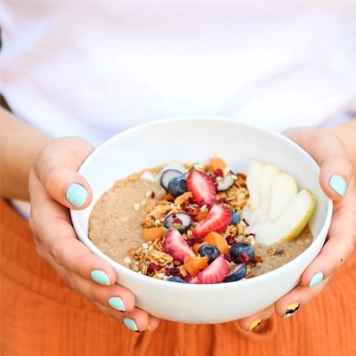 Amaretti fruit porridge bowl